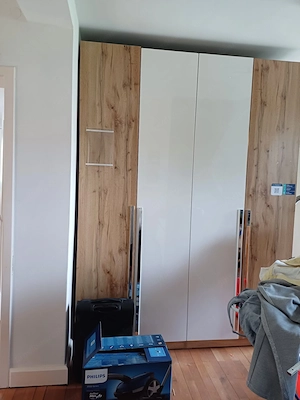 Schrank zu Verschenken