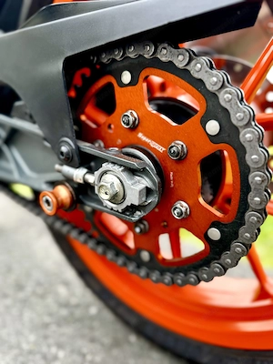 Motorrad KTM RC 125 Bild 5