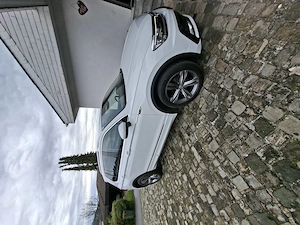 VW Tiguan Highline Bild 3