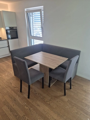 Essgruppe in gutem Zustand  Bild 3