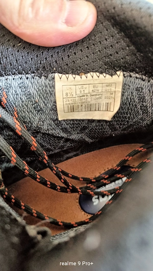 Bergschuhe Lowa, und ein paar Zustiegschuhe Bild 3