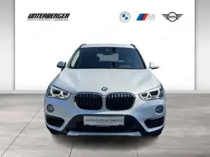 BMW X1 xDrive18d Sport Line // PDC vorne + hinten // Sitzheizung // Sitzverstellung Fondsitze Bild 2