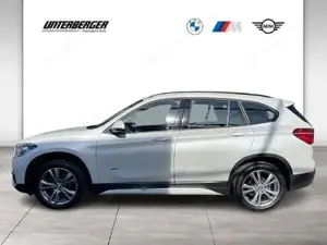 BMW X1 xDrive18d Sport Line // PDC vorne + hinten // Sitzheizung // Sitzverstellung Fondsitze Bild 3