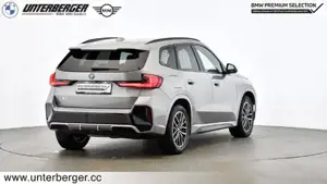 BMW iX1 eDrive20 M Sportpaket // Anhängerkupplung // Head-Up Bild 5