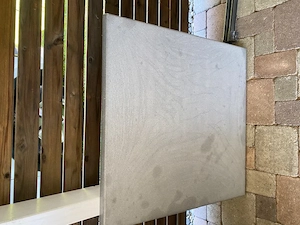 zu verschenken. Gartentisch 70cm x 70cm Bild 3