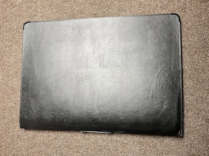 Große Mappe mit Klarsichtfolien