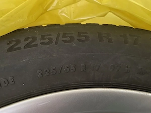Komplett Winterräder Set auf Alufelgen 225 x 55 R17 Bild 2