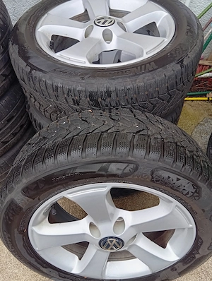 Verkaufe Alufelgen mit Winterreifen 205 55 R16. 91 H