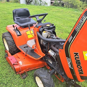 Rasentraktor KUBOTA G1900 Bild 4