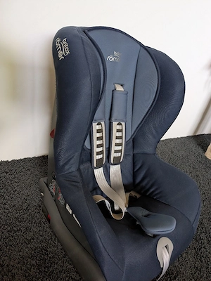 Britax Römer Autokindersitz  Bild 3
