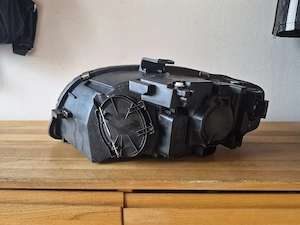 Rechter Scheinwerfer für Audi A4 B7 1.9 tdi Bild 2