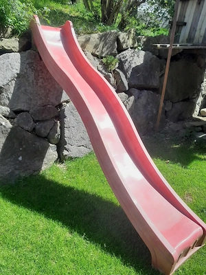 Wellenrutsche rot