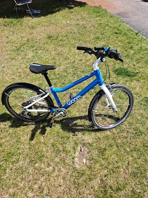  Woom 4   Der blaue Blitz sucht neuen Abenteurer! 