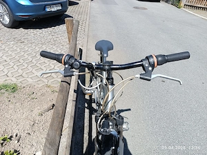 Jugendfahrrad Alu Rahmen, viele Teile neuwertig Bild 3