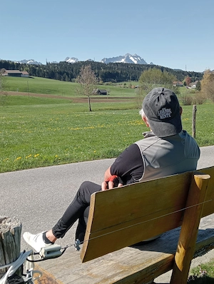 Schlafsofa neuwertig 300.- verhandelbar Bild 4