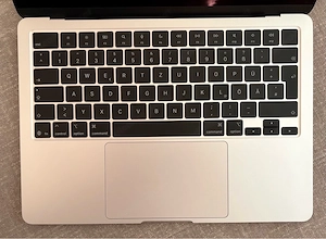 MacBook Air 13Zoll mit M4 Chip Bild 3