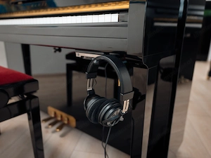 Kawai Klavier mit Silent System-schwarz poliert-Werkstattgeprüft, 5 Jahre Garantie! Bild 7