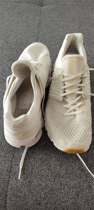 QC Sneaker Gr 45 Bild 5