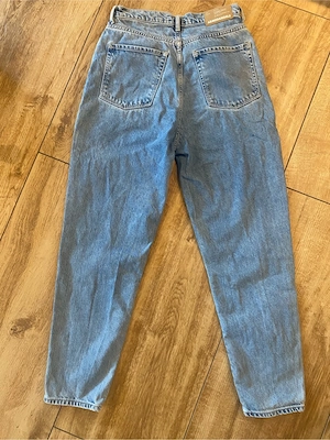 Armedangels Maiira Mom fit Jeans Bild 2