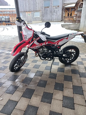 Moped MRT 50 Bild 2