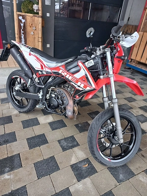 Moped MRT 50 Bild 3