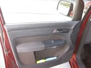 Verkaufe VW Caddy 2K Bild 9
