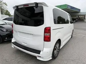 Peugeot Traveller Bild 17