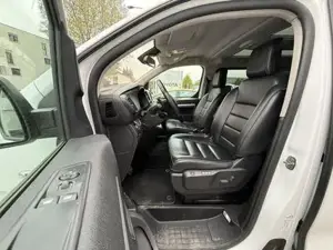 Peugeot Traveller Bild 4