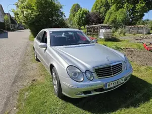 mercedes-benz w211  Bild 5