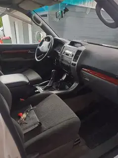 Toyota Land Cruiser Top gepflegt! Bild 4