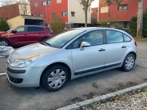 Citroen C4 Limousine Bild 2