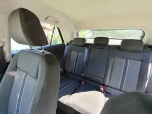 Zu verkaufen   gepflegt   sehr wenig Kilometer Bild 3