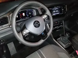 Zu verkaufen   gepflegt   sehr wenig Kilometer Bild 2