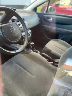 Citroen C4 Limousine Bild 3