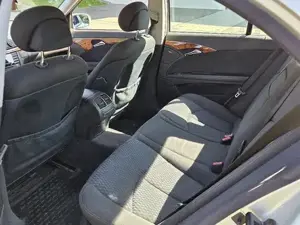 mercedes-benz w211  Bild 2