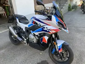 BMW M 1000 xr Bild 4