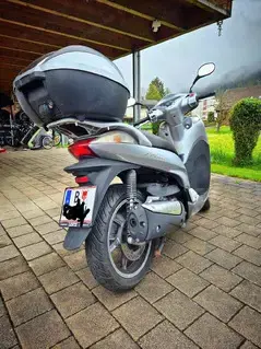 Honda SH 300i Roller Bild 5