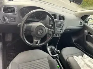 VW Cross Polo schwarz