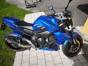 Yamaha FZ1 Bild 3