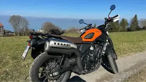 Honda CL500 mit Vollausstattung Bild 5