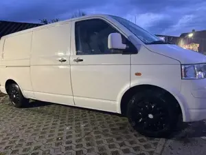 Volksfagen T5 Transporter Bild 8