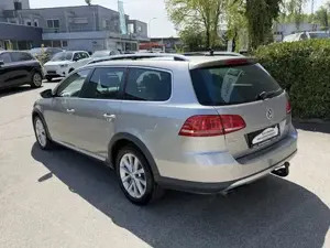 VW Passat Alltack BMW Sky 2,0 TDi DPF 4Motion aus erster Hand ! Bild 7