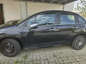 FRISCH Vorgeführt