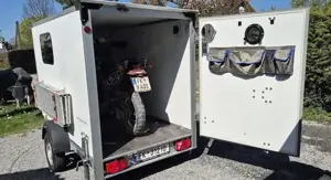 Kofferanhänger für mehrere Verwendungen z.B. als Motorradtransporter oder Minicamper Bild 2