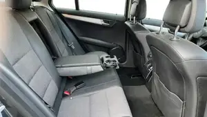 Mercedes C 220 CDI Avantgarde Blue Efficiency (Diesel) 170 PS. 2010 Modeljahr   Schaltgetriebe Bild 8