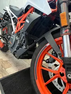 KTM 390 Duke A2 | 2018 | 14.000 km | Top Zustand | Zubehör Bild 8