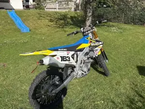 Suzuki RM-Z 250 Bild 6