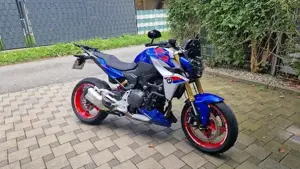 BMW F900r neuwertig Bild 2