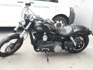 Motorrad Street Bob 2014   30000 km Service gepflegt  Bild 2