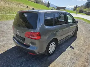 Vw Touran  1.6  Tdi  Bild 2